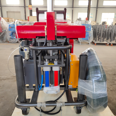 Mesin Semprot Busa PU 380V 50HZ Hidraulik Didorong